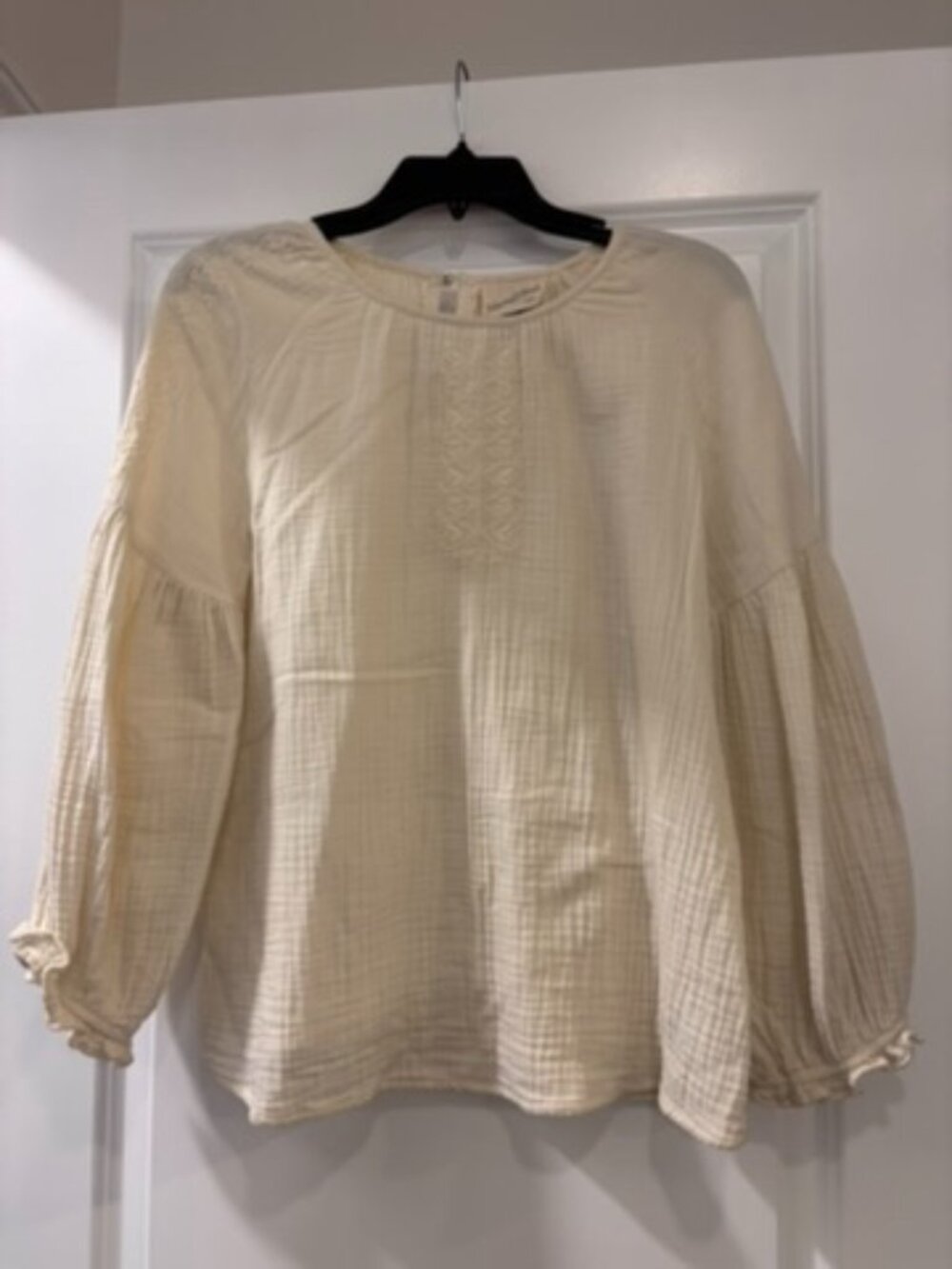 Universal Thread Cream Gauze Blouse